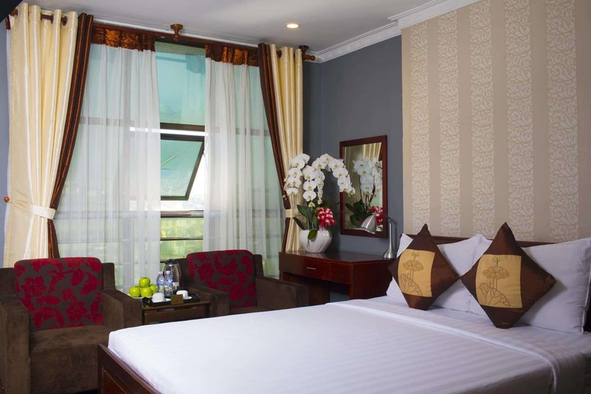 Good Vibes Central Hotel Ho Chi Minh City Exterior photo