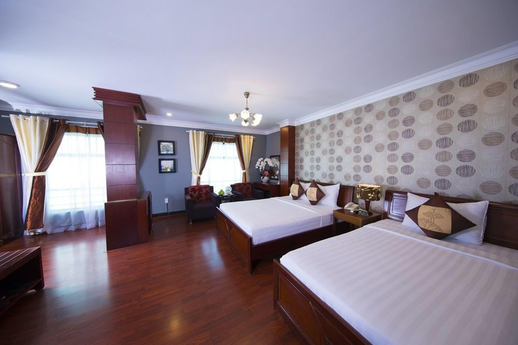 Good Vibes Central Hotel Ho Chi Minh City Exterior photo